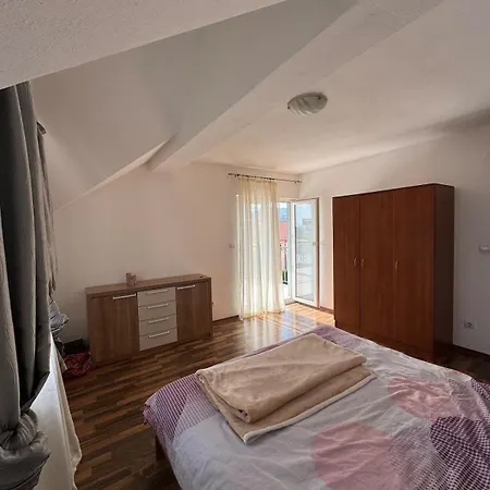 Апартаменти Duplex In Подгориця